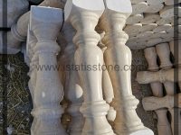 نرده صراحی سنگی تراش گردسر و ته مربع کرم استخوانی 50 سانتی