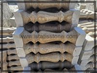 نرده صراحی سنگی تراش گردسر و ته مربع  شکلاتی 60 سانتی